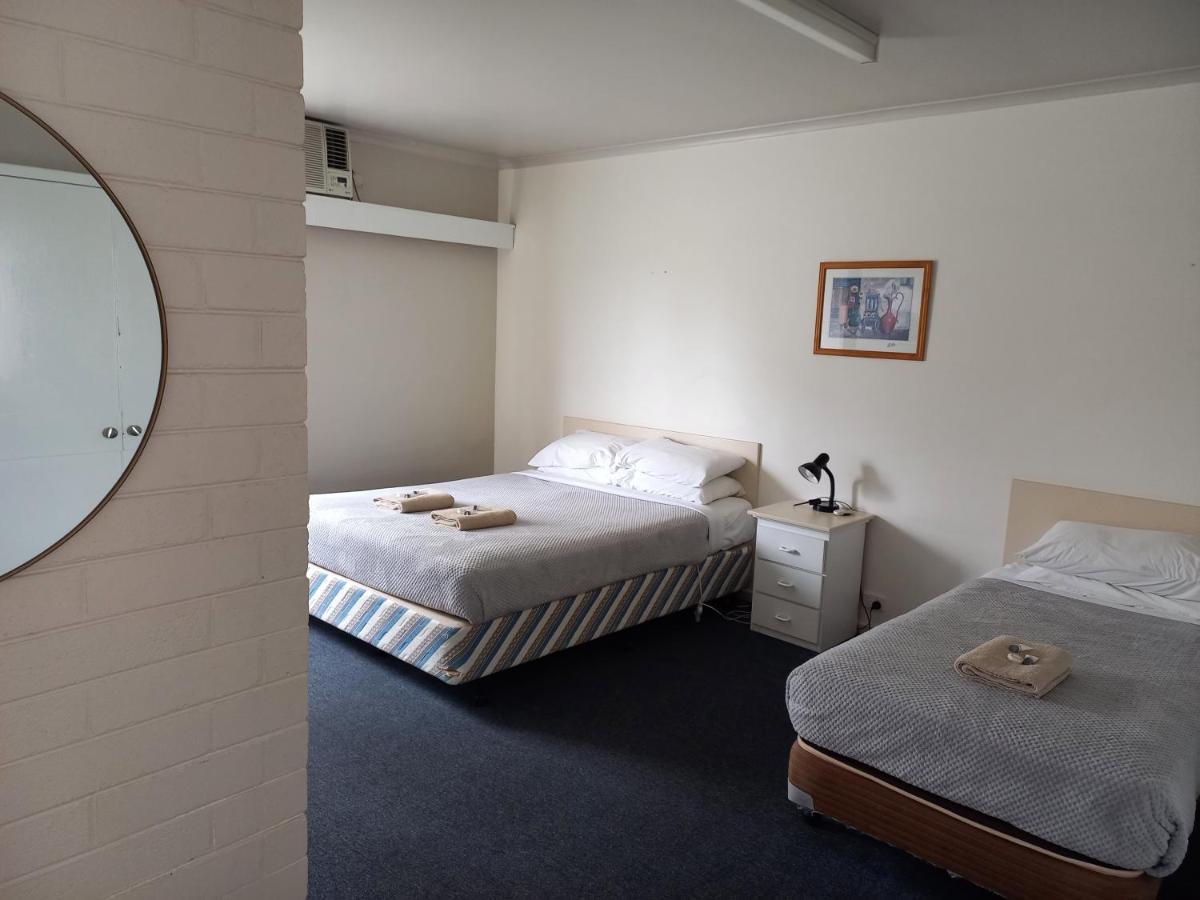 Heyfield Motel And Apartments Lakes Entrance Eksteriør billede