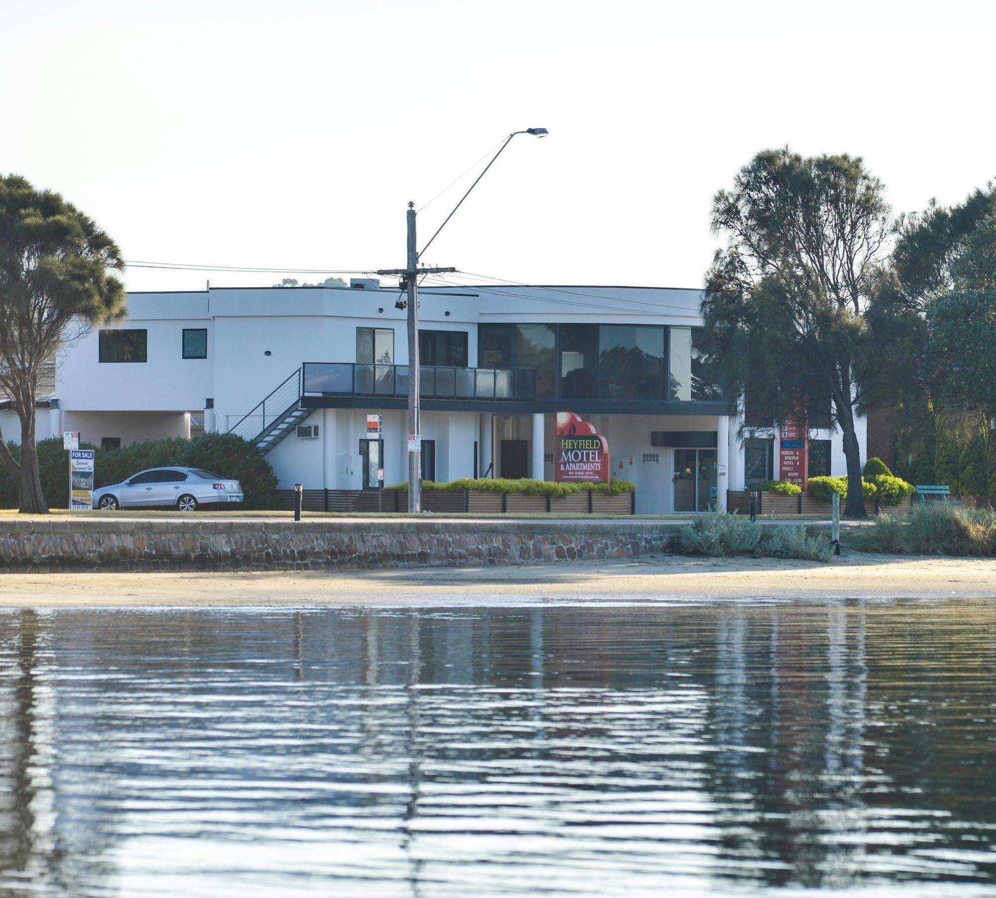 Heyfield Motel And Apartments Lakes Entrance Eksteriør billede